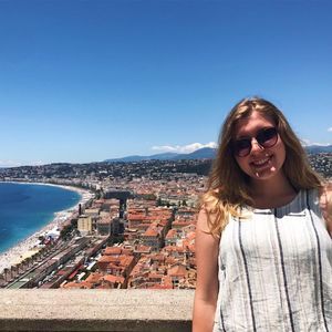 Meet your Posher, Nicole